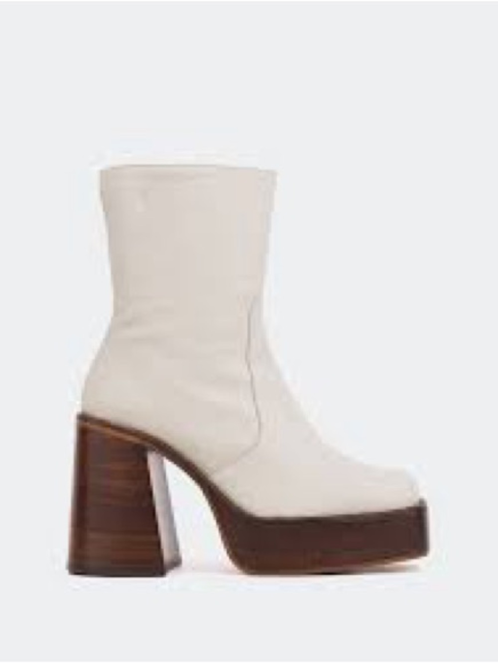 BNWT L’INTERVALLE, the Mackenzie leather boots!